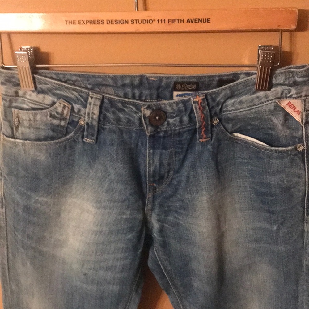 Jean - Picture 4 of 6
